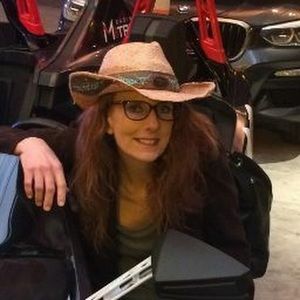 Meet your Posher, Pamela